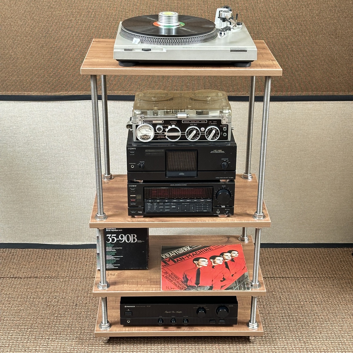 VAC - 4 Shelf Single Width - 23