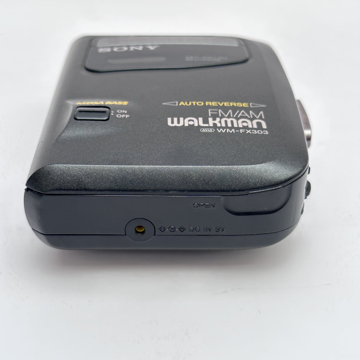 SONY - Stereo Cassette Walkman - FM/AM - WM-FX303