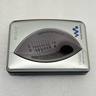 SONY - Stereo Cassette Walkman - FM/AM - WM-FX193