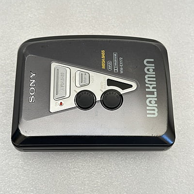 SONY - Stereo Cassette Walkman - Dolby B NR - WM-EX172