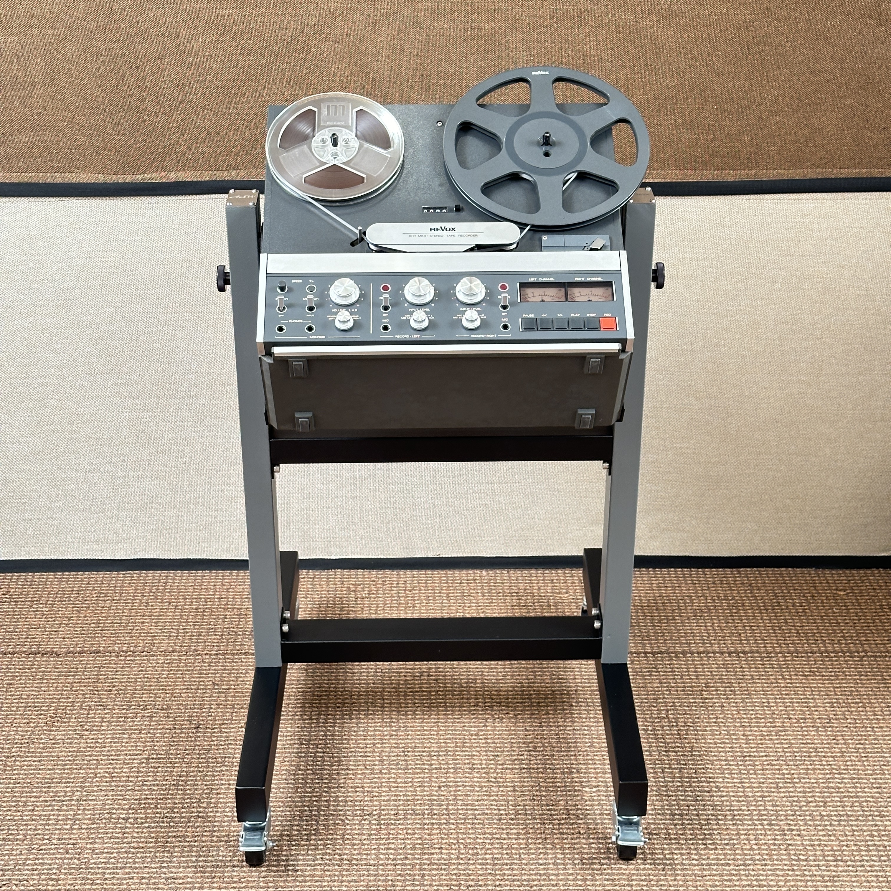ASW - Revox B 77 Tape Recorder - Trolley - RVX-B77 ASW - Revox B 77 Tape Recorder - Trolley - RVX-B77