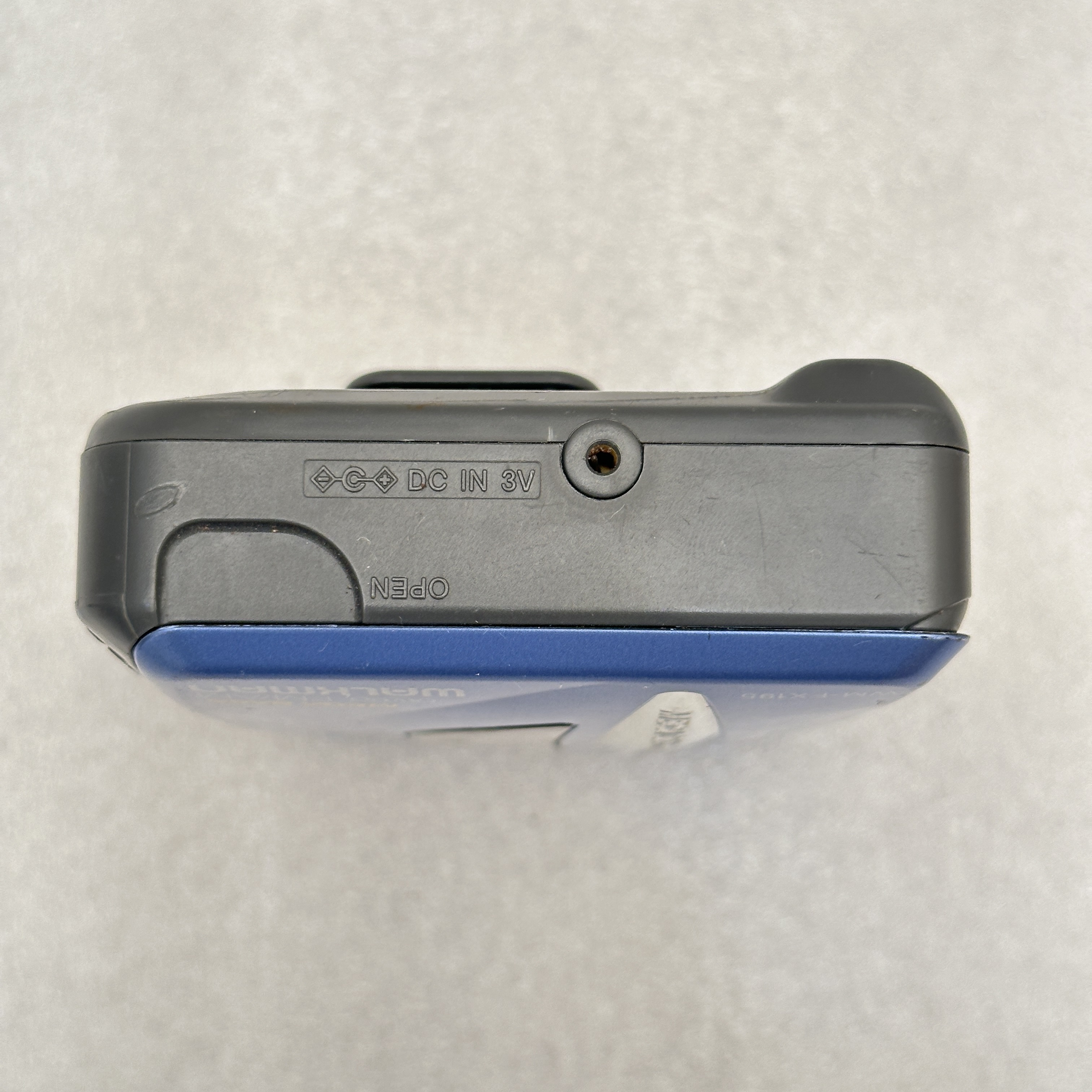 SONY - Stereo Cassette Walkman - FM/AM - Blue - WM-FX195-B SONY - Stereo Cassette Walkman - FM/AM - Blue - WM-FX195-B
