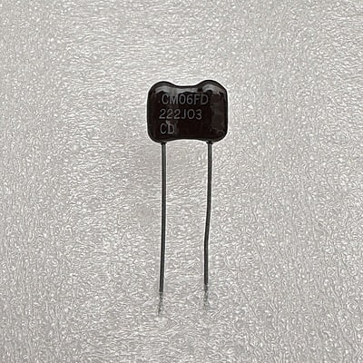 CDE - Silver Mica Capacitors 2200pF 500V 5% Radial-Leaded - CM06FD222J03